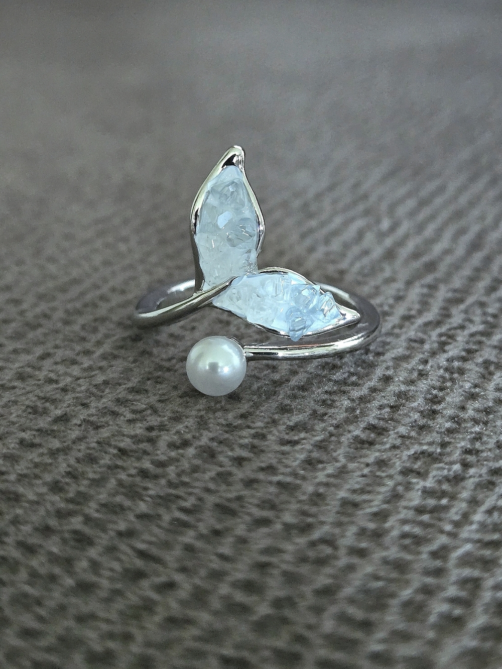 La Meno Druzy Fluke (Whale's🐋 Tail) and Freshwater Pearl Bypass Ring💍 - NIB - Picture 13 of 16